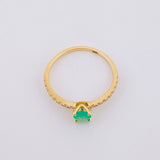 Anillo Solitario Tupido Cuatro Garras Diamantes 8pts Esmeralda 40pts 1.65g / T6 Oro Amarillo 18K
