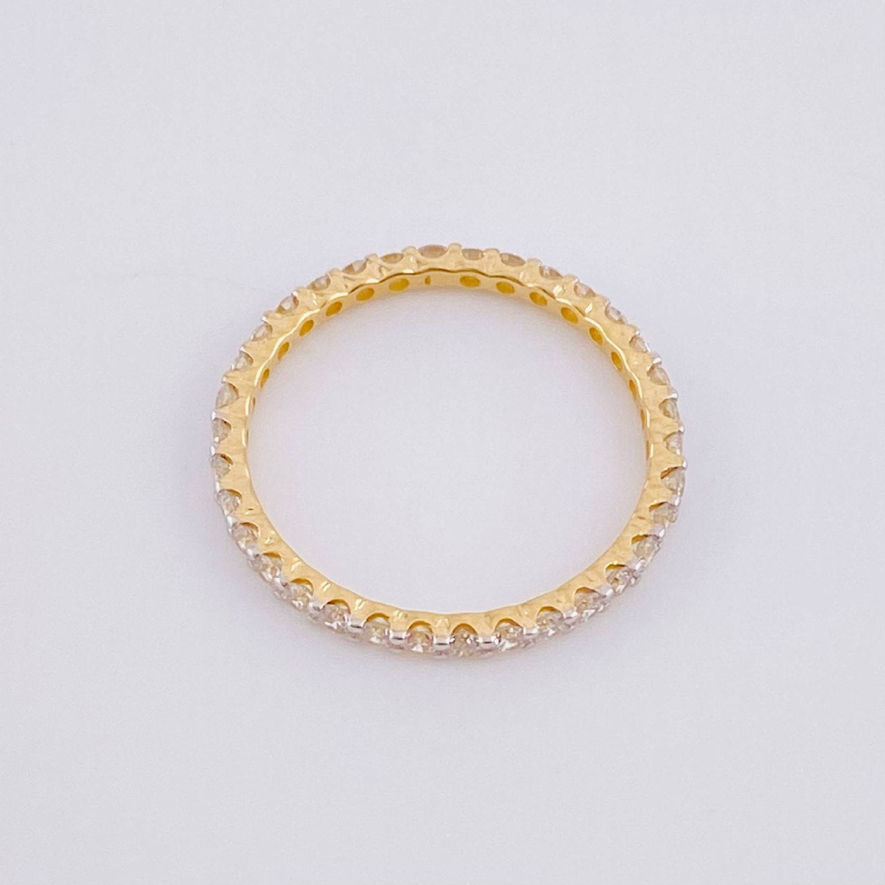 Anillo Carril Tupido Diamantes 40pts 1.25g / T6 1/4 Oro Amarillo 18K