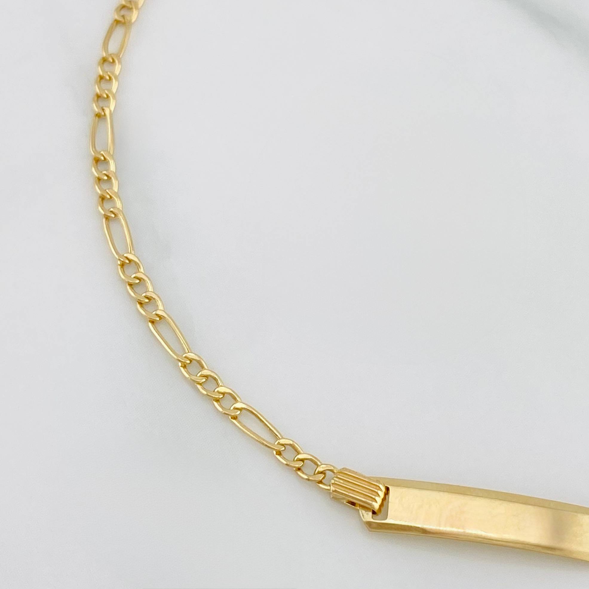 Pulso Fígaro Placa Rectangular 1.55 g / 16.2 cm / 1.91 mm Oro Amarillo 18K