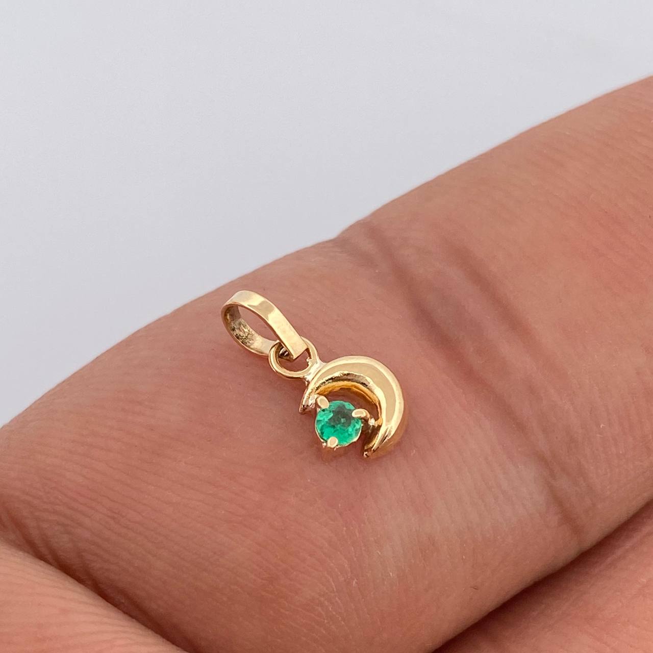 Dije Figura Luna 0.25gr / 1.1cm / Oro Amarillo 18K %