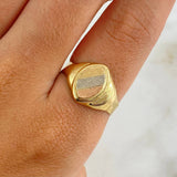 Anillo Sello Ovalo 2.1gr / T9 1/2 / Texturizado Tres Oros