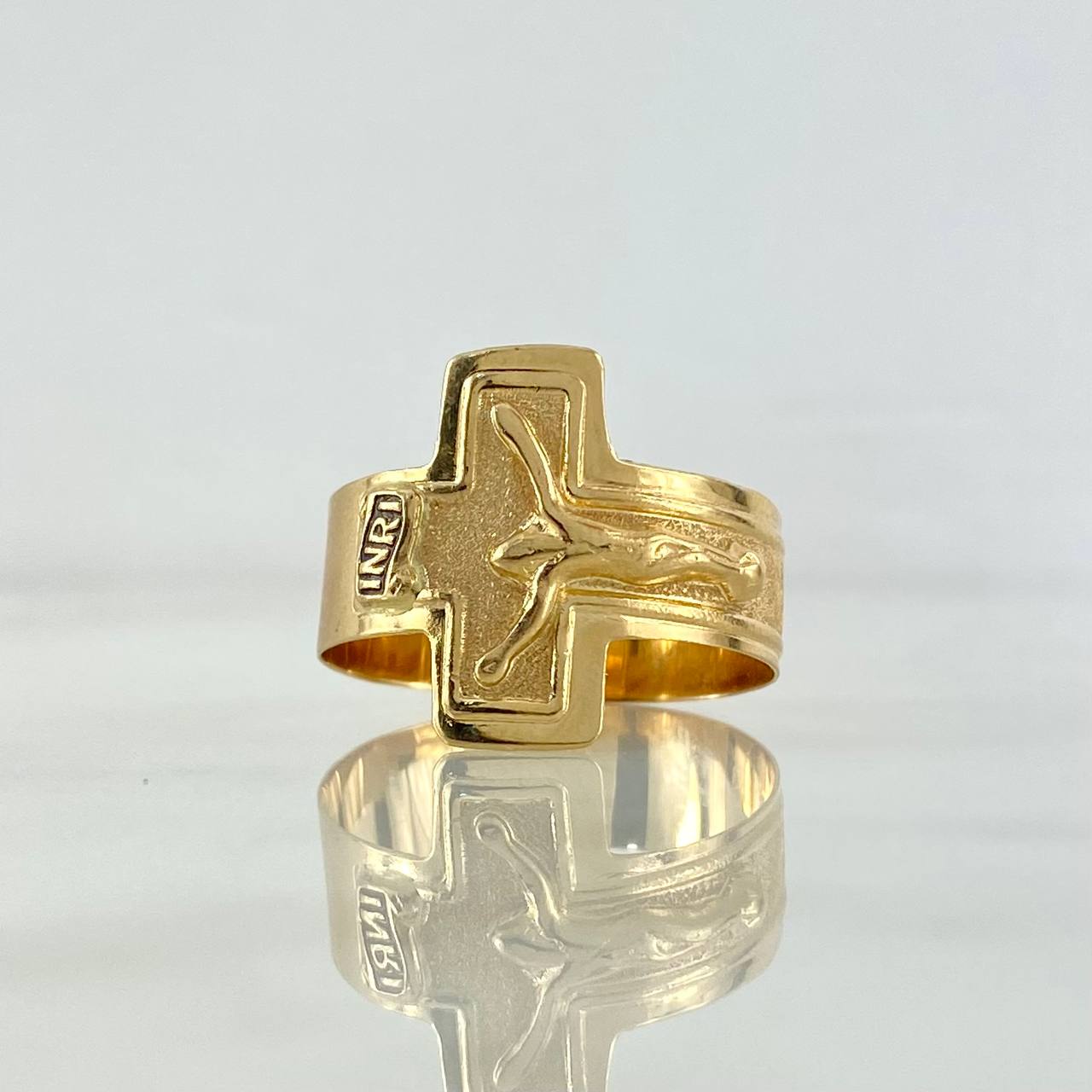 Anillo Cruz Cristo 3.15gr / T10 1/2 / Oro Amarillo ©