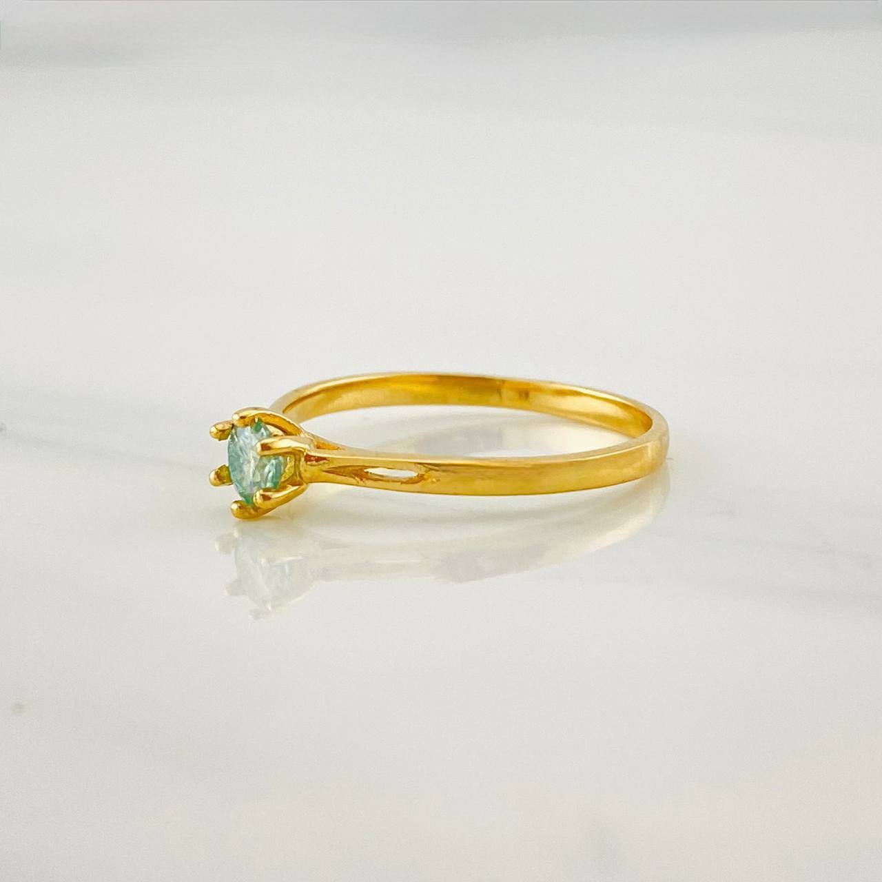 Anillo Solitario Moisanita 0.25 pts 1.7g / T8 1/4 Oro Amarillo 18K