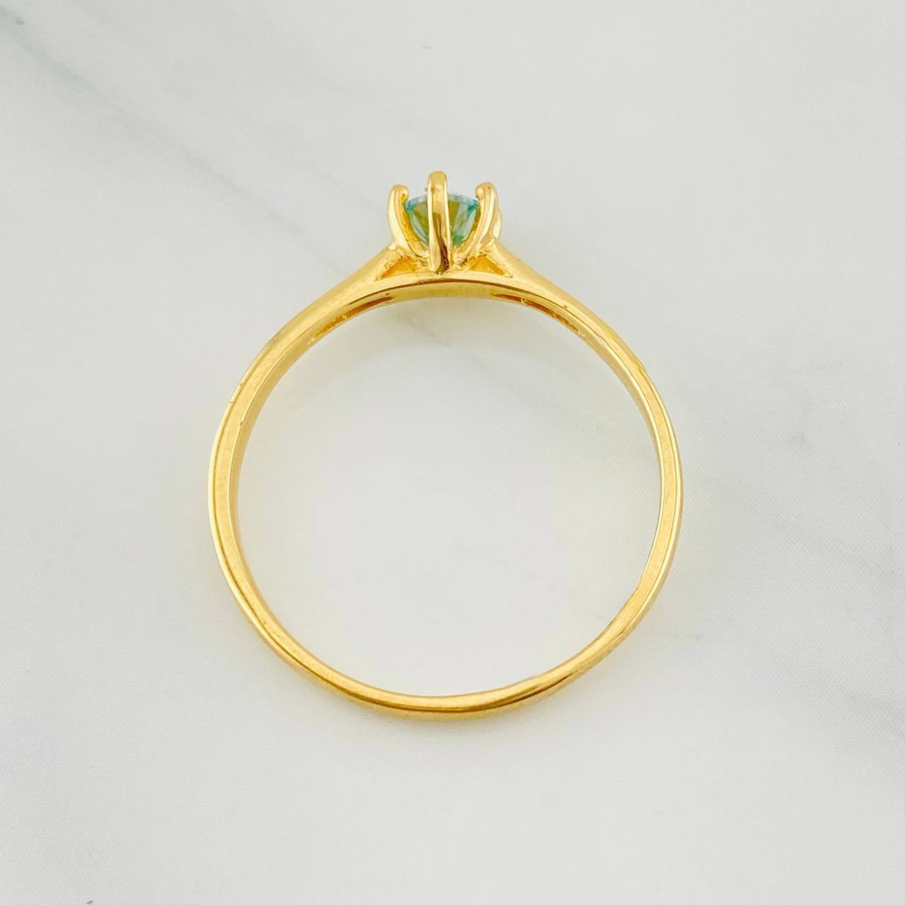 Anillo Solitario Moisanita 0.25 pts 1.7g / T8 1/4 Oro Amarillo 18K