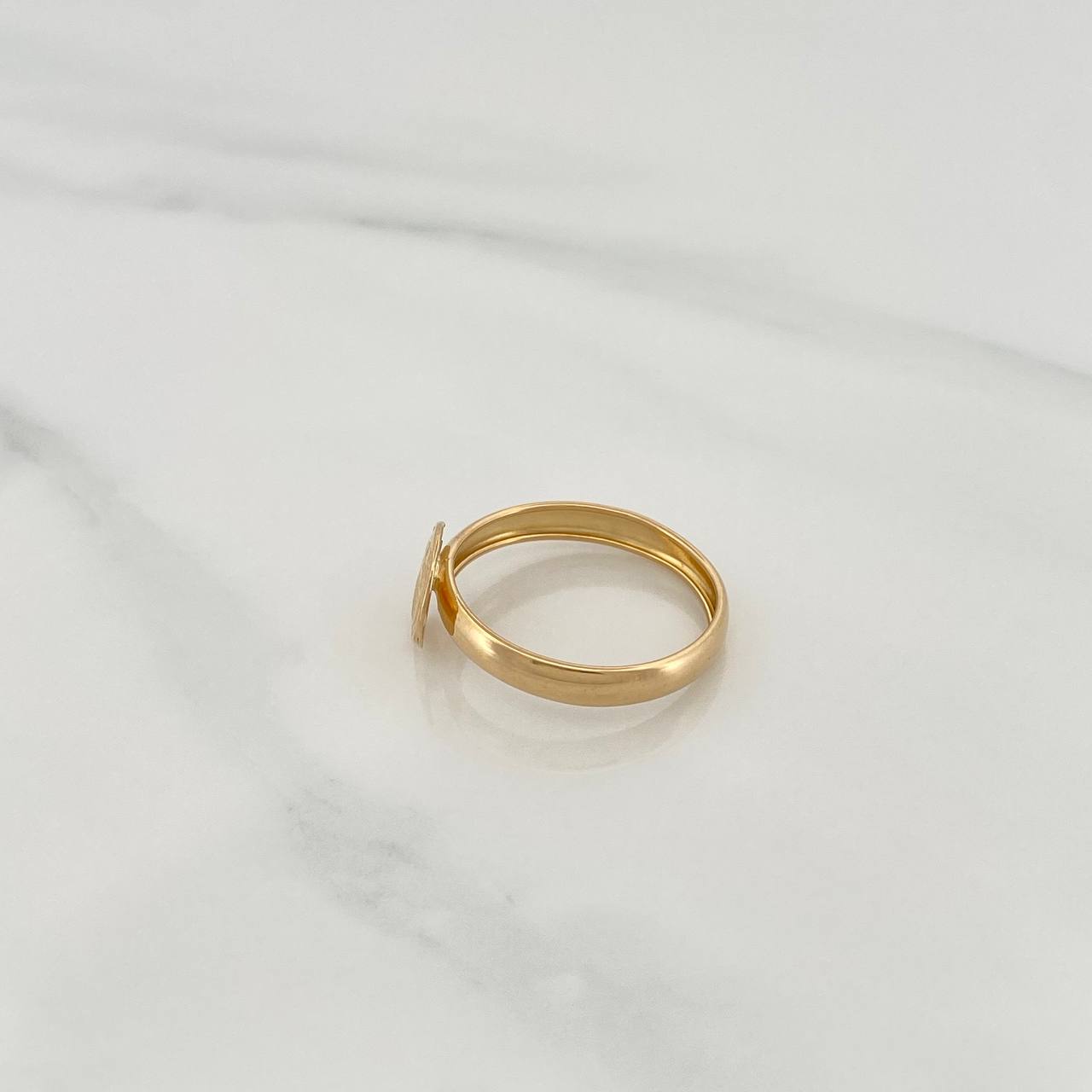 Anillo San Benito 1.15gr / T8 1/4 / Oro Amarillo 18K %