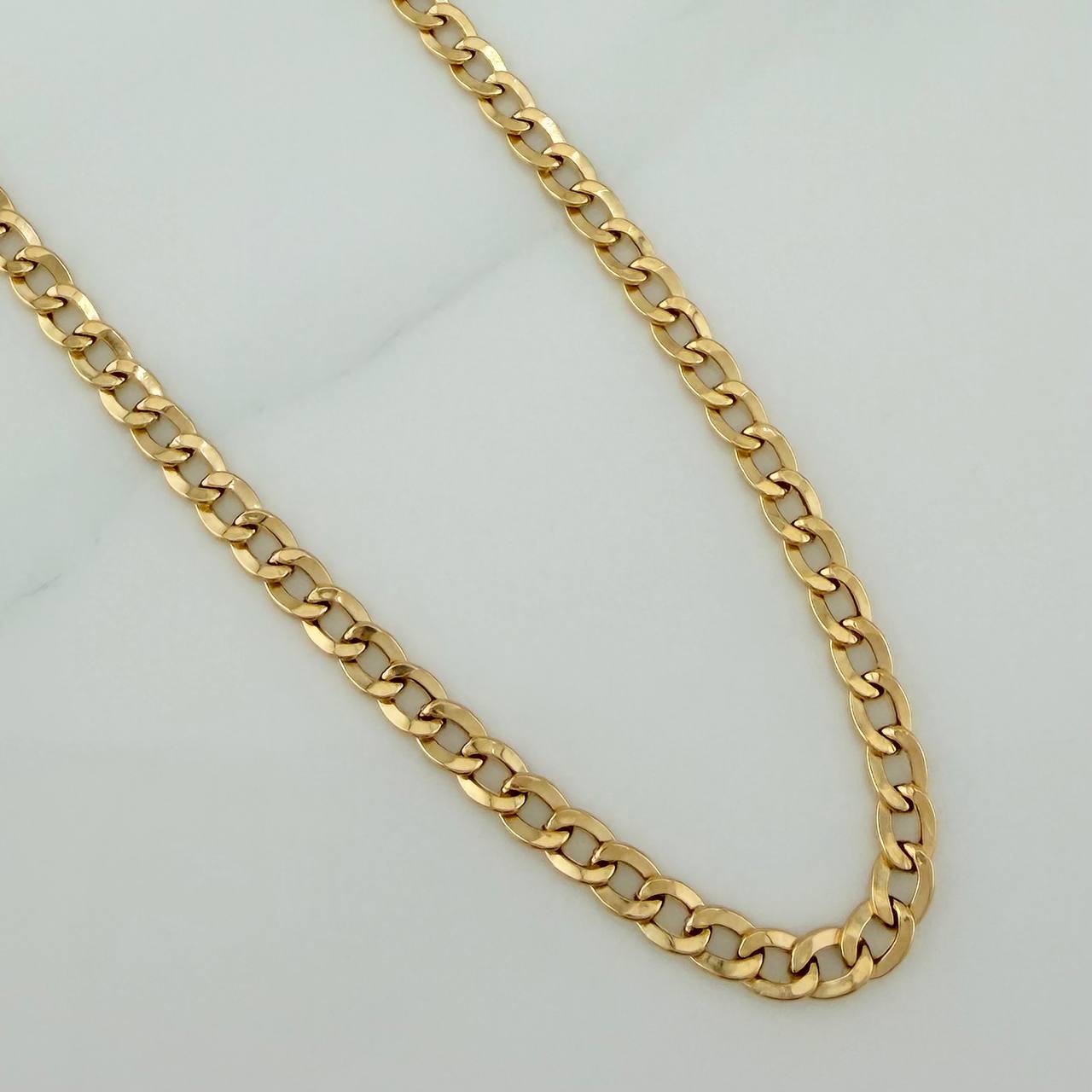 Cadena Cubana 3.55gr / 71.5cm / 2.33mm Oro Amarillo +1 18K $