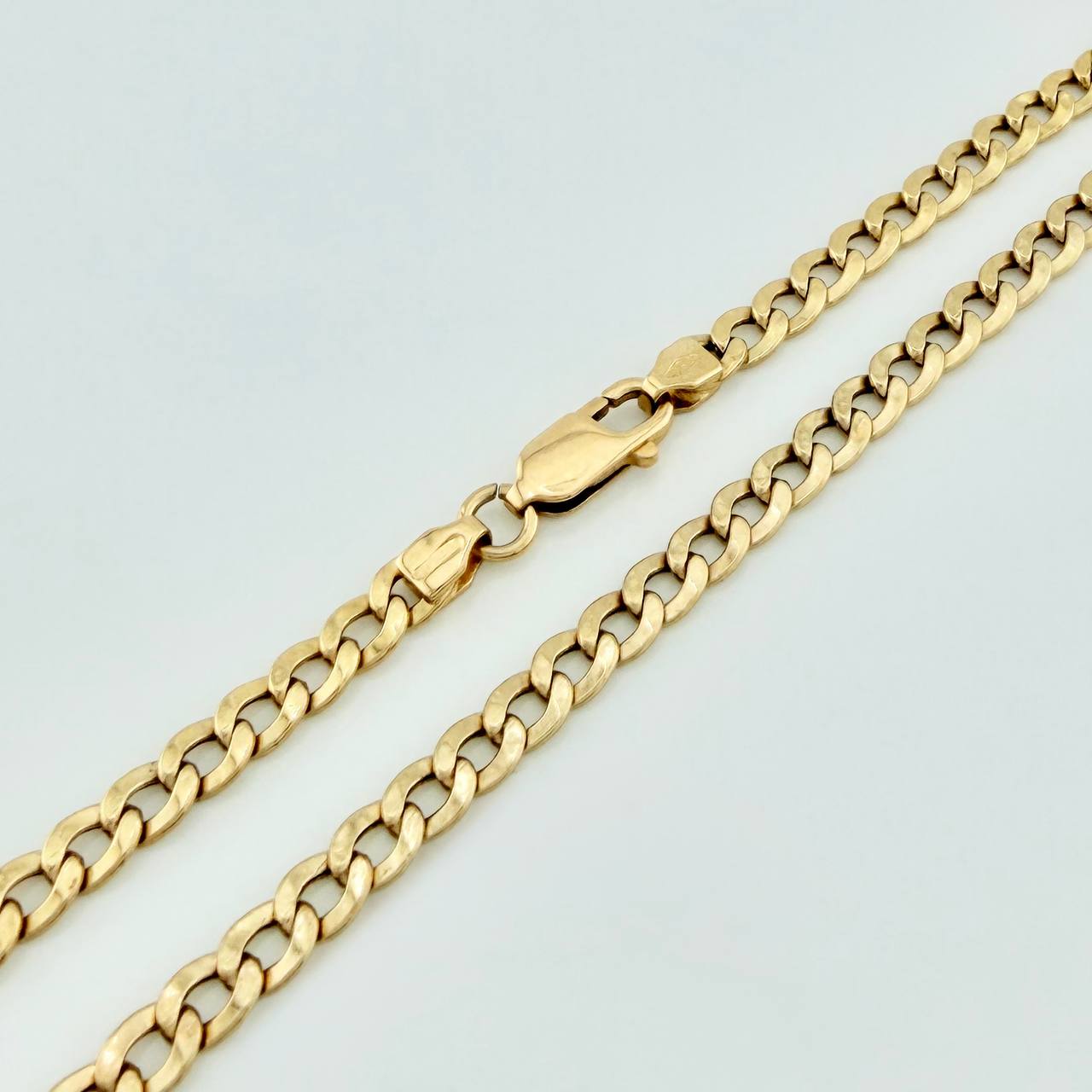 Cadena Cubana 12.05gr / 62cm / 3.7mm Oro Amarillo +1 18K $