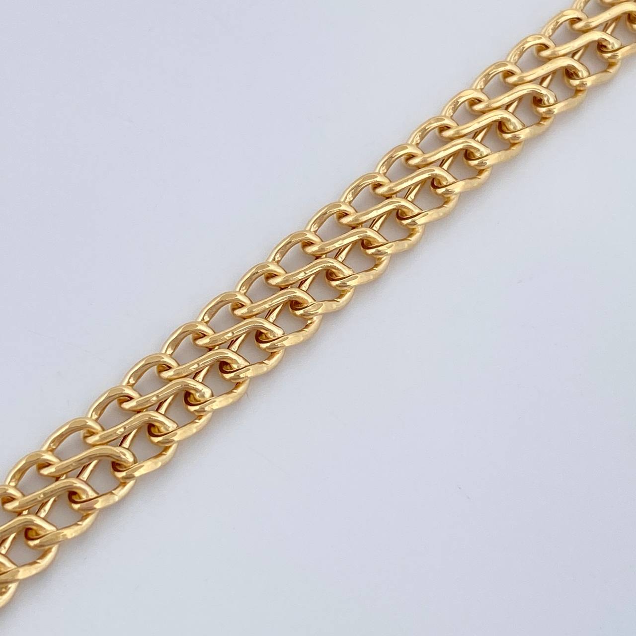 Pulso Sedusa 3.35gr / 18.6cm / 5.6mm Oro Amarillo +3 18K &