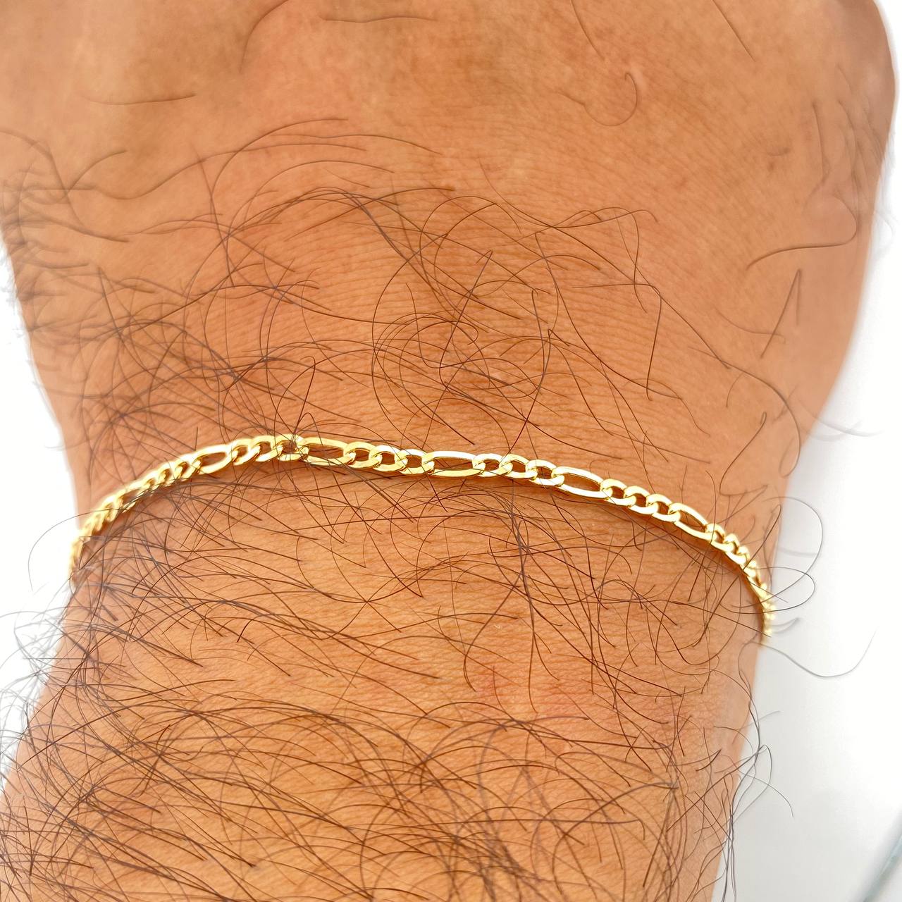 Pulso Figaro 1.35gr / 17.3cm / 2.1mm Oro Amarillo +1 18K &