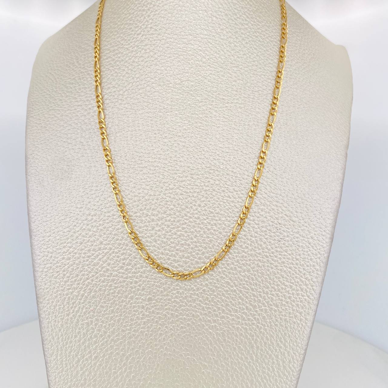 Cadena Figaro 2.6g / 60cm / 2.6mm Oro Amarillo 18K