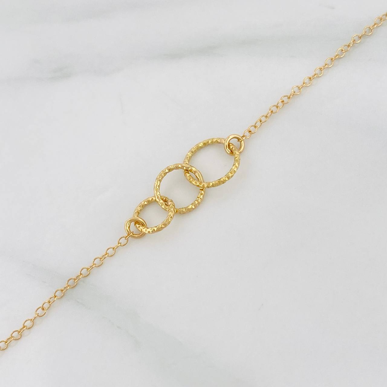 Pulso Modulable Aro Seguido 1.3g / 18.7cm - 15.9cm / 1.3mm Oro Amarillo 18K