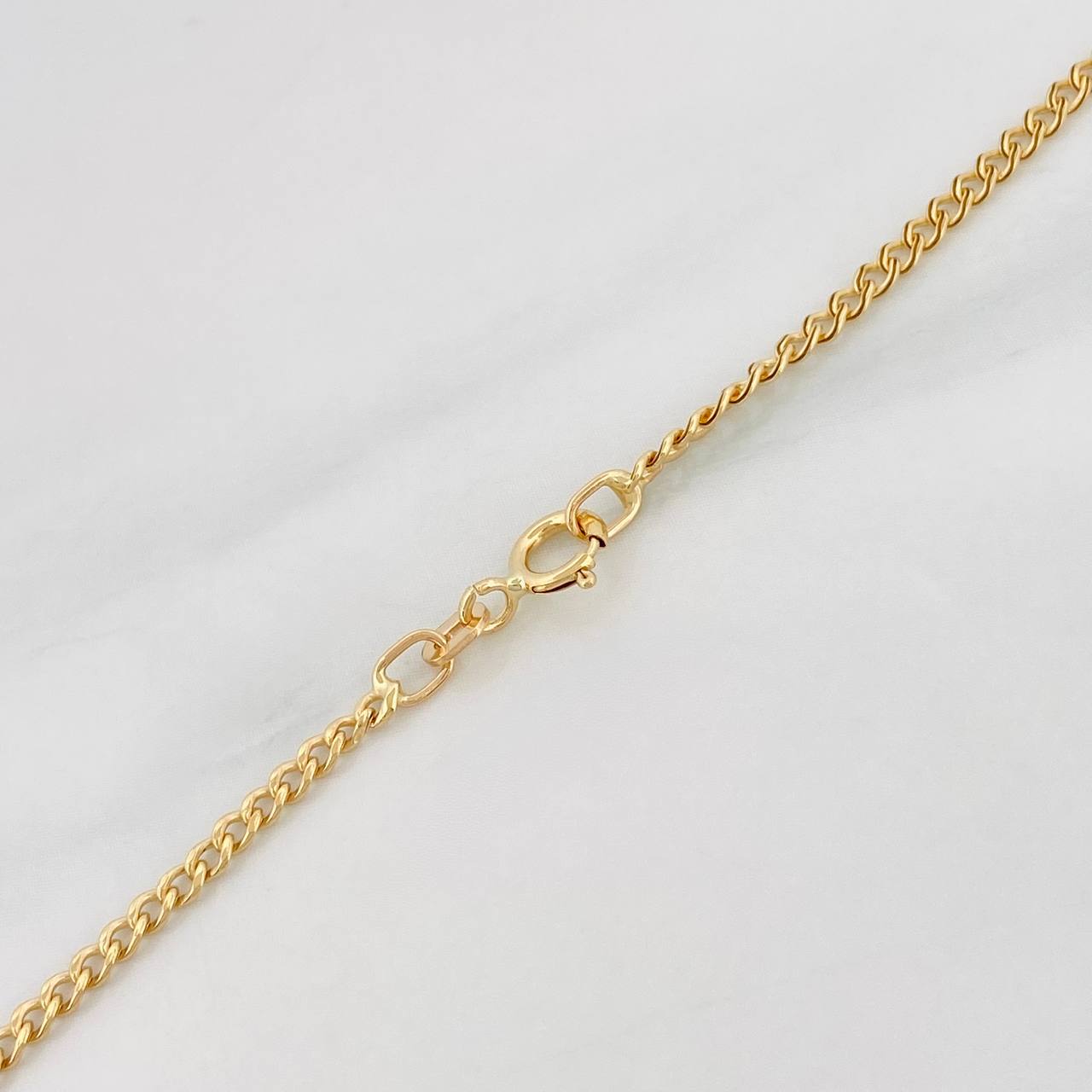 Cadena Cubana 1.55g / 45cm / 1.9mm Oro Amarillo 18K