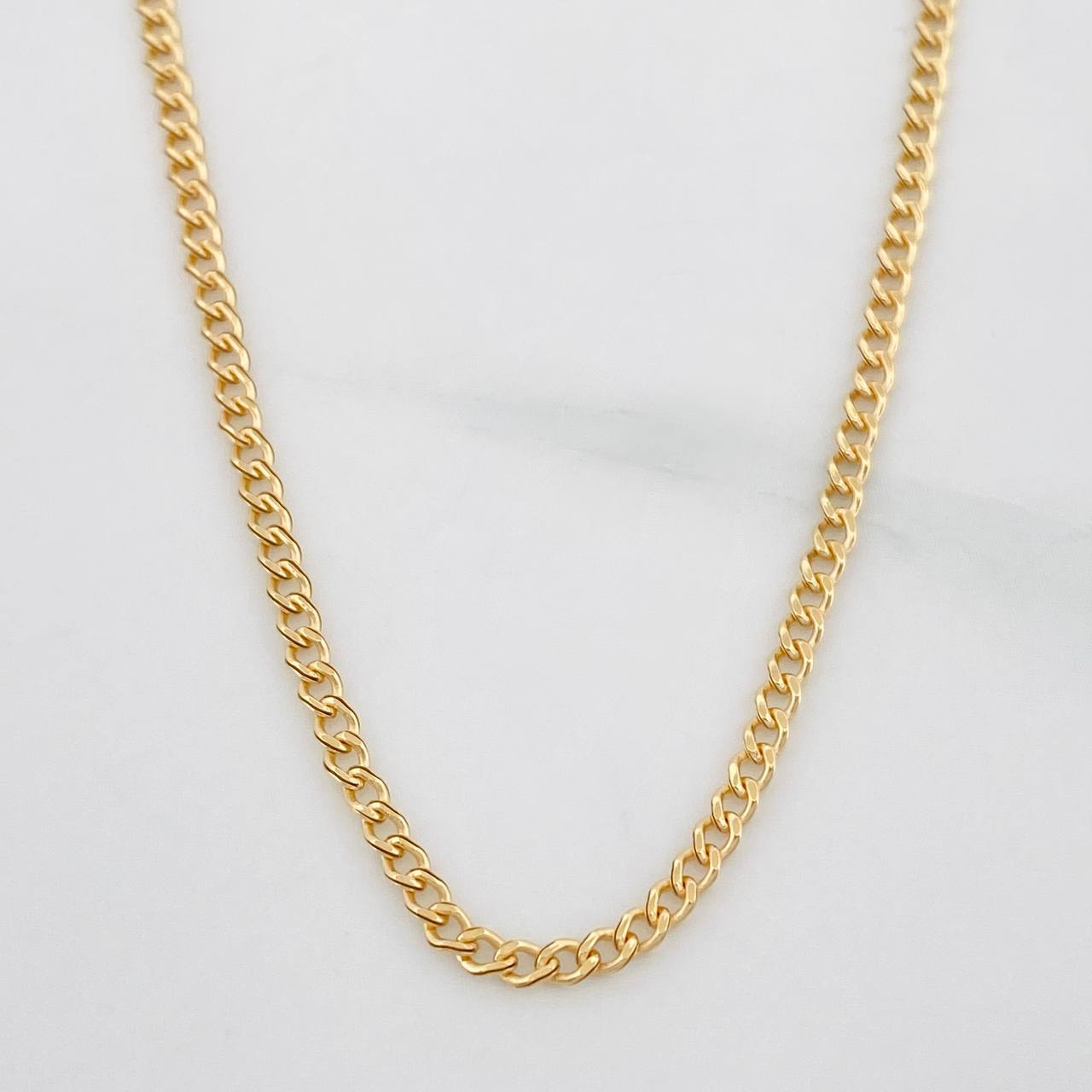 Cadena Cubana 1.55g / 45cm / 1.9mm Oro Amarillo 18K