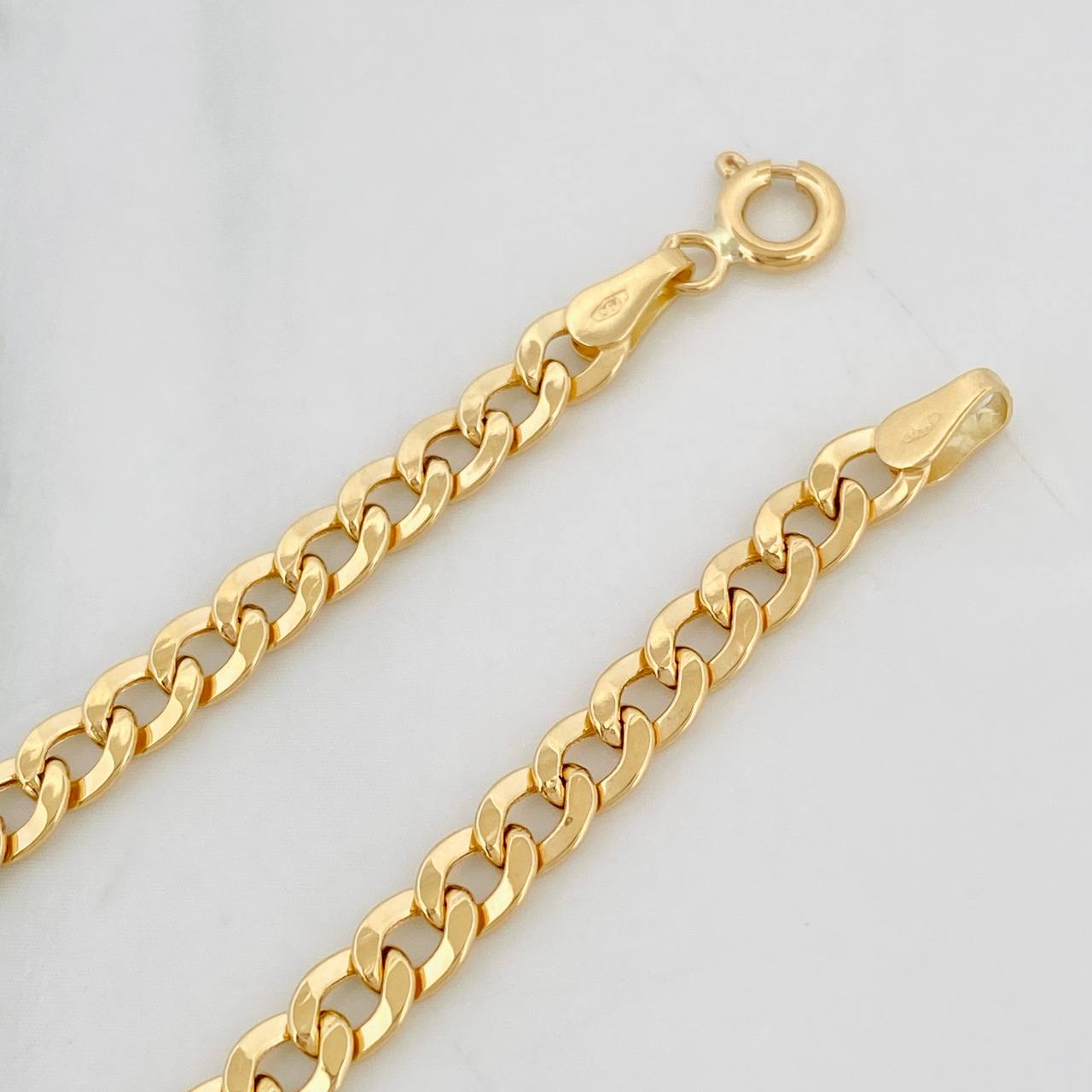 Pulso Cubano 2.55g / 20cm / 4.1mm Oro Amarillo 18K