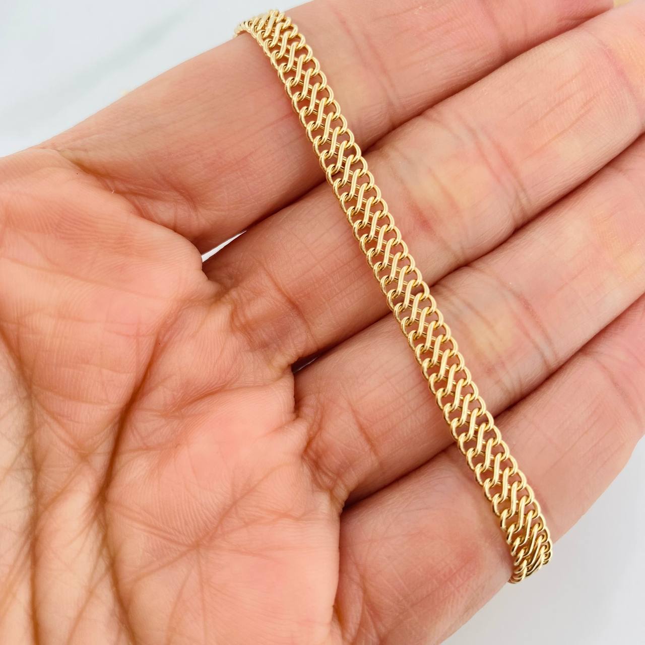Pulso Sedusa 2.65g / 18.5cm / 4.85mm Oro Amarillo 18K