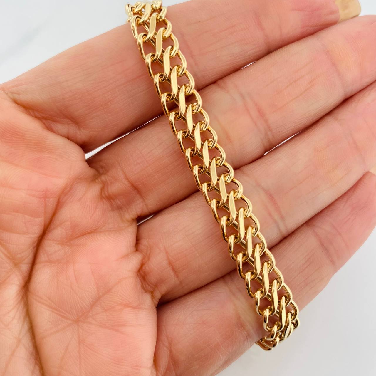 Pulso Sedusa 7.8g / 19cm / 7.4mm Oro Amarillo 18K