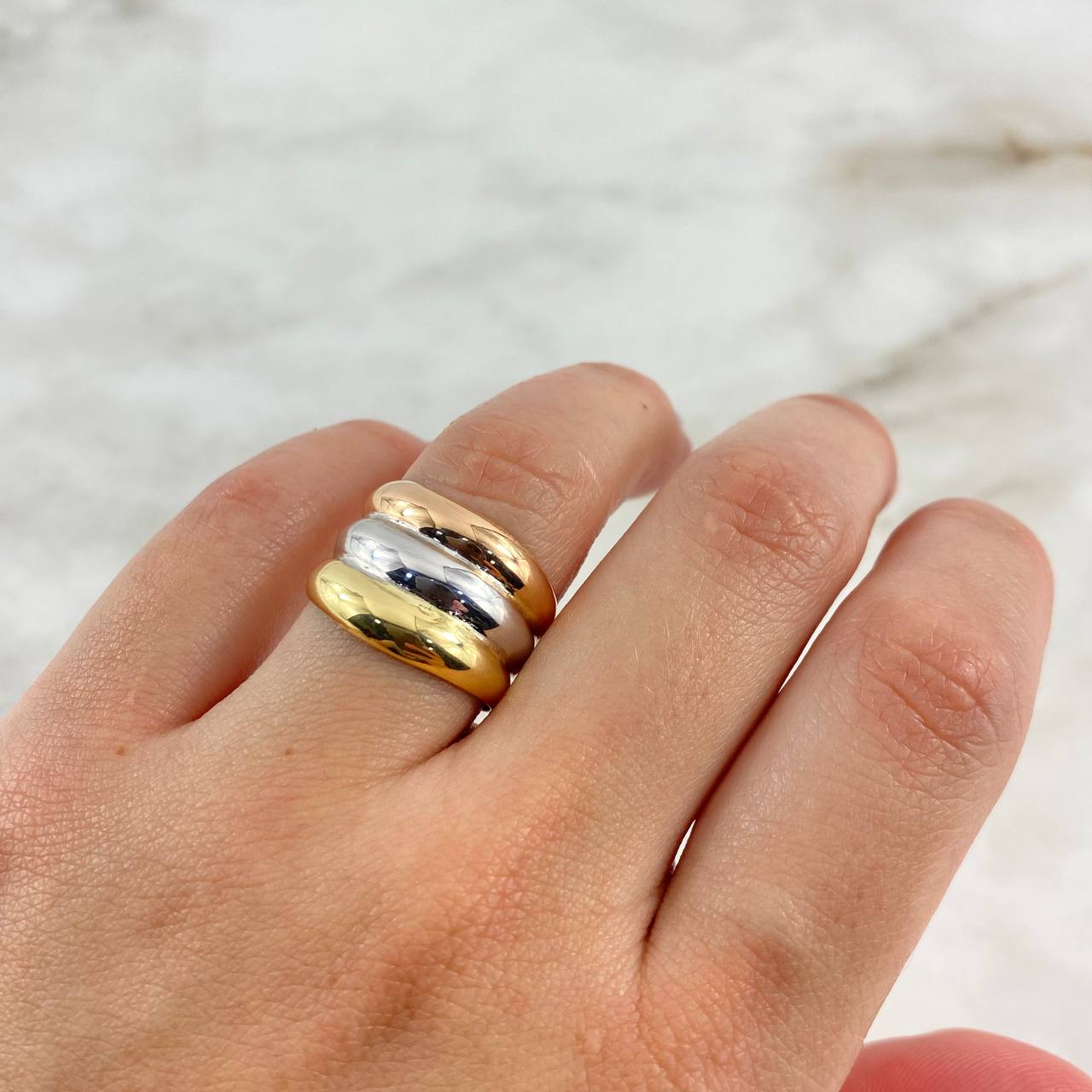 Anillo Tres lineas 2,25gr, Talla T7, 18K Oro Nacional – Napoleone