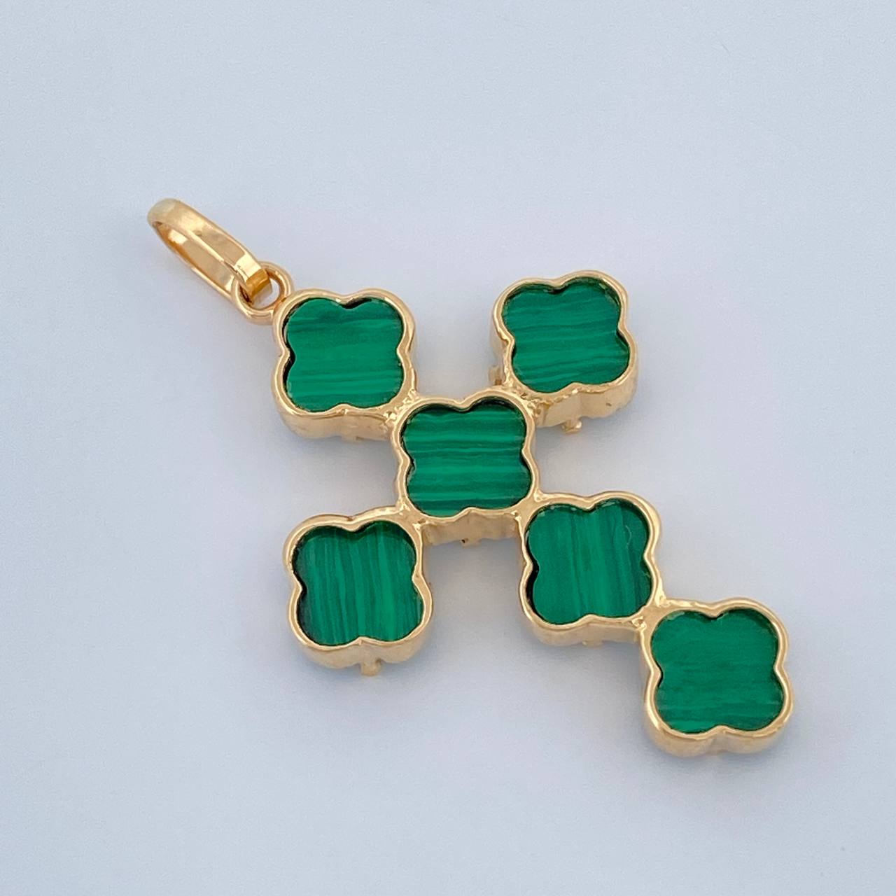 Dije Cruz Trebol 2.6gr / 3.6cm / Oro Amarillo Nac.Esp. 18K %