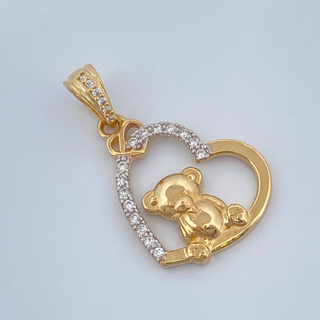 Dije Corazon Oso 2.45gr / 2.7cm / Dos Oros Amarillo Blanco 18K %