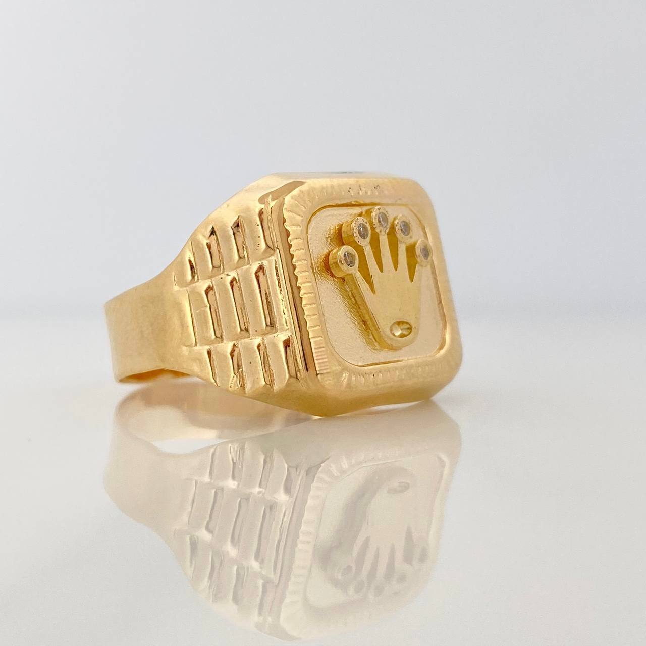 Anillo Sello Corona 3.55gr / T9 1/2 / Oro Amarillo 18K %