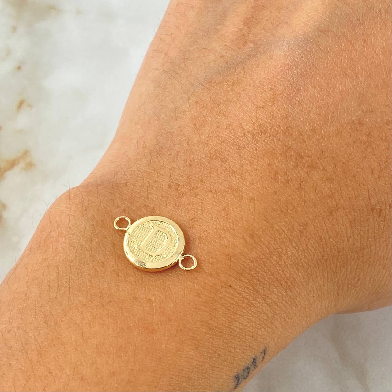 Herraje Letra Circulo D 0.4 g / 1.5 cm Oro Amarillo 18K