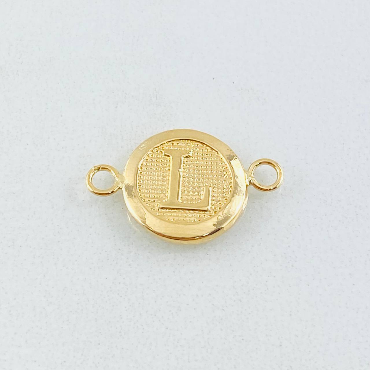 Herraje Letra L 0.65gr / 1.7cm / Oro Amarillo 18K ©