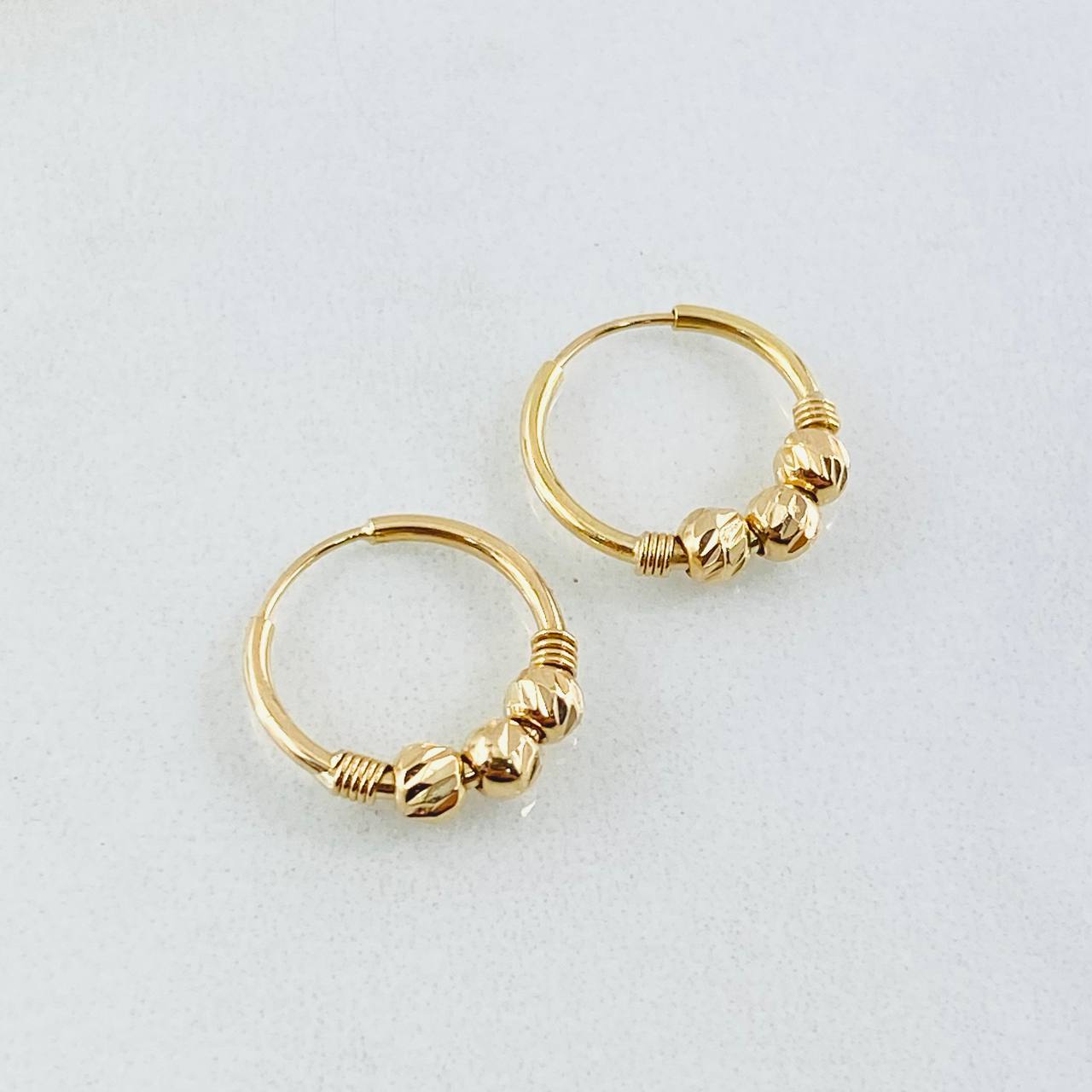 Candongas Trio Bola 0.95gr / 1.2cm-Oro Amarillo 18K