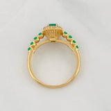 Anillo Halo Cuadrado Diamantes 10pts Esmeraldas 20pts 3.6g / T6 3/4 Dos Oros Amarillo Blanco 18K