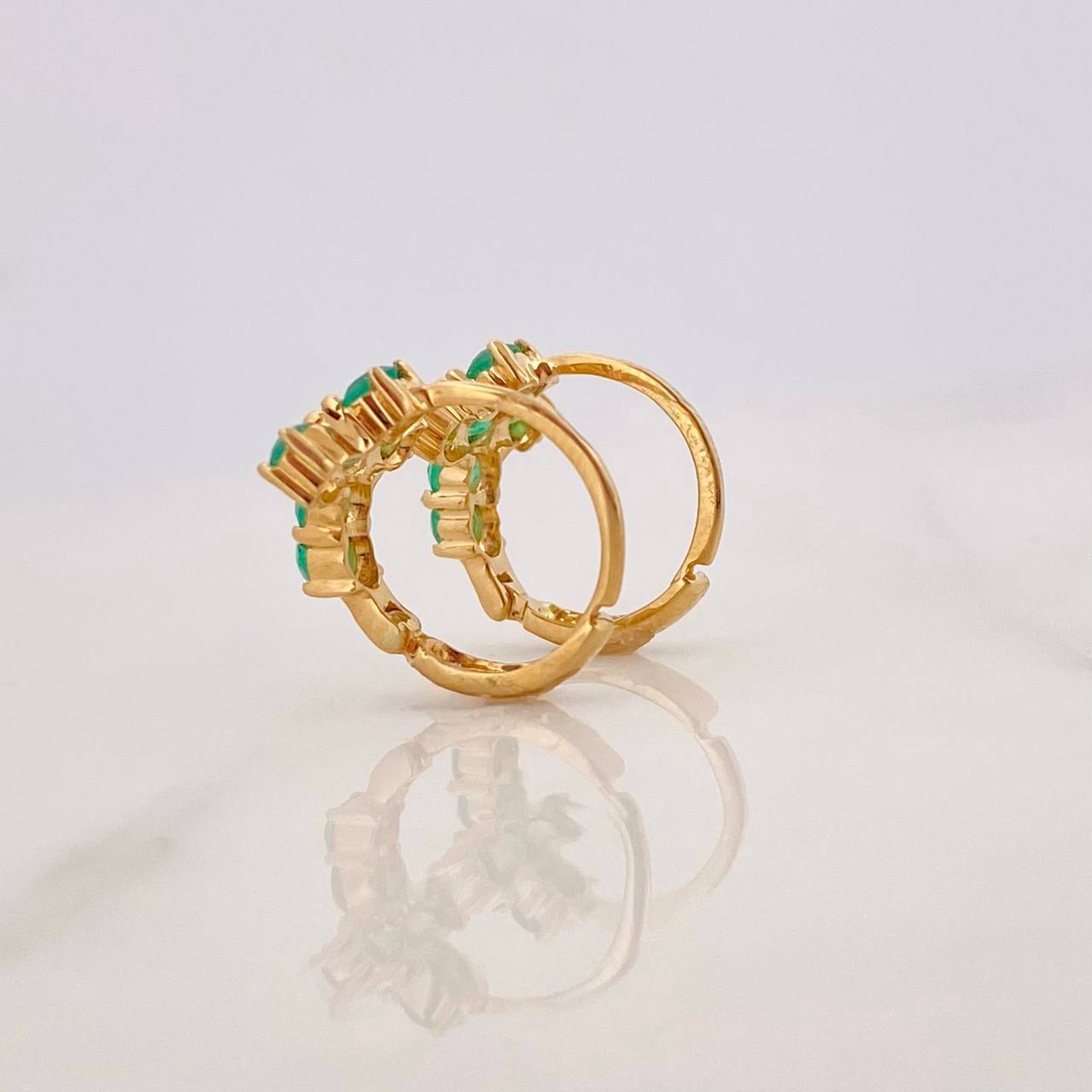 Candongas Cruz Esmeraldas 0.67pts 1.8g / 1.05cm Oro Amarillo 18K