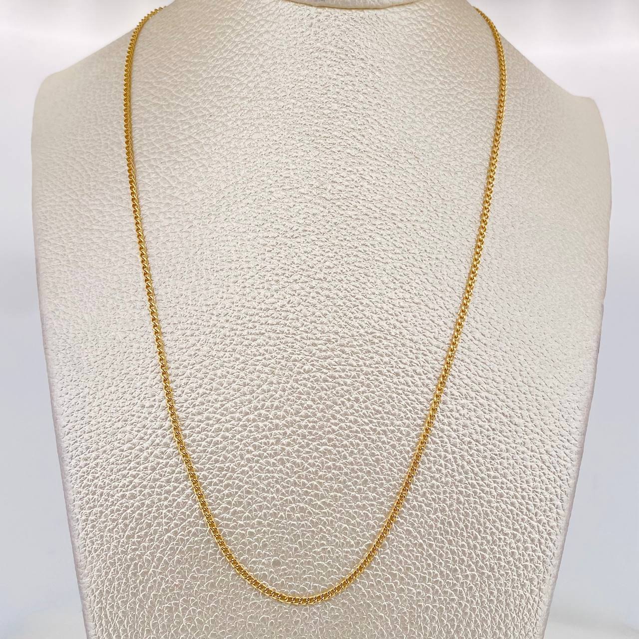 Cadena Cubana 1.15g / 40cm / 1.59mm Oro Amarillo 18K