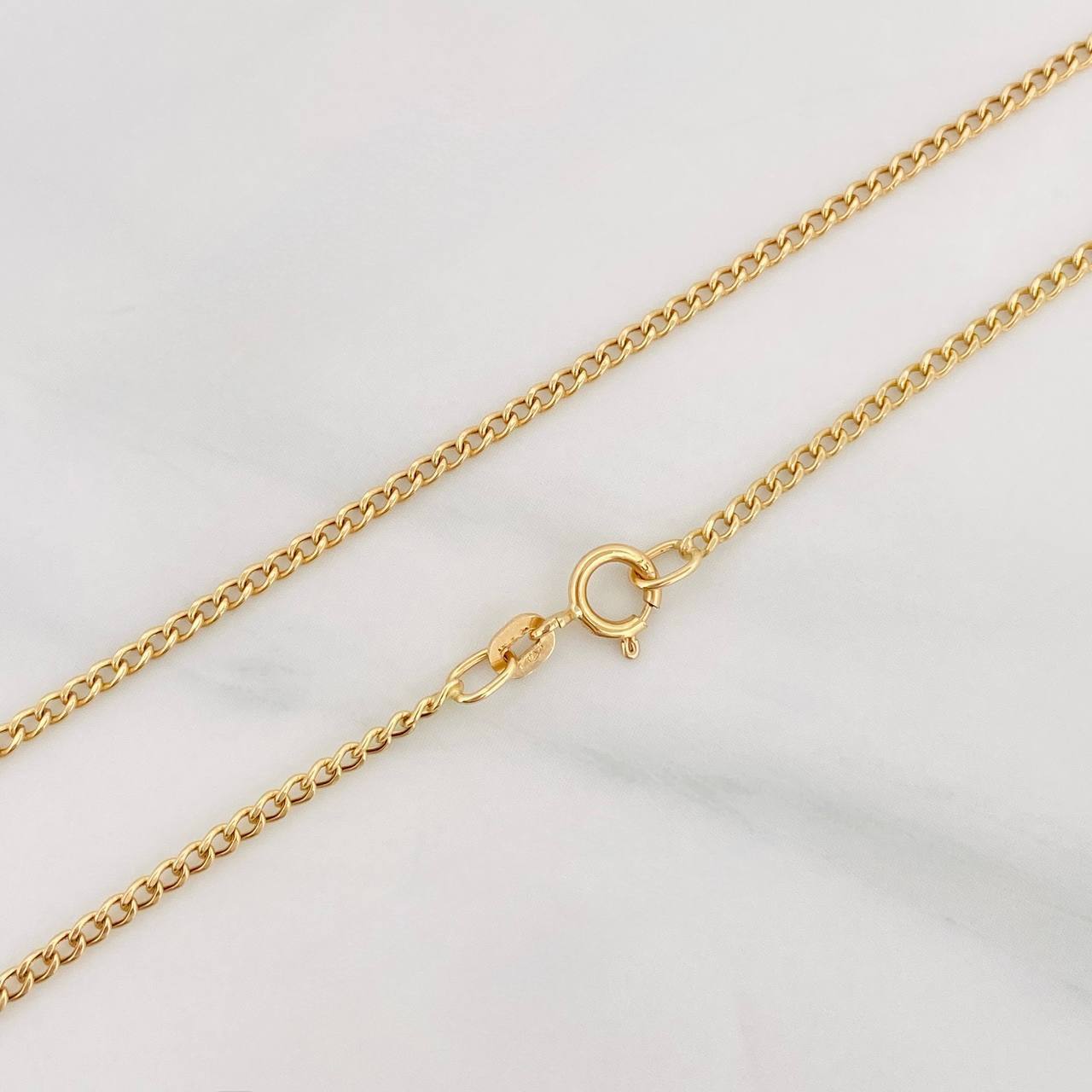 Cadena Cubana 1.15g / 40cm / 1.59mm Oro Amarillo 18K