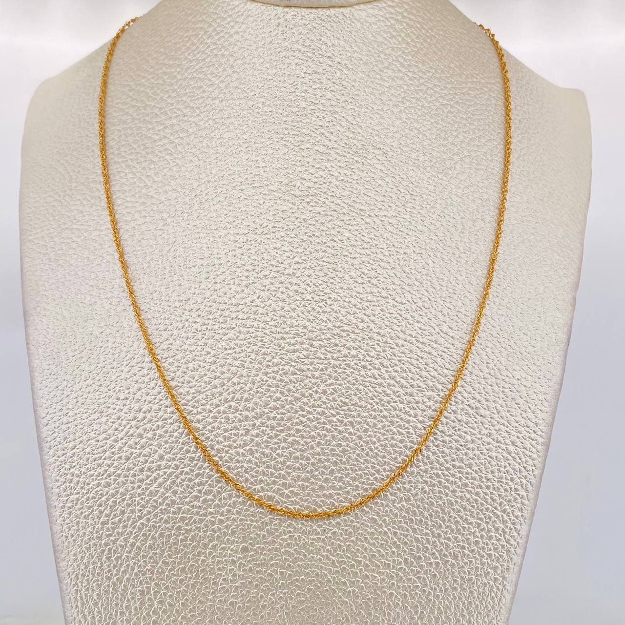 Cadena Singapur 1.45g / 40cm / 1.44mm Oro Amarillo 18K