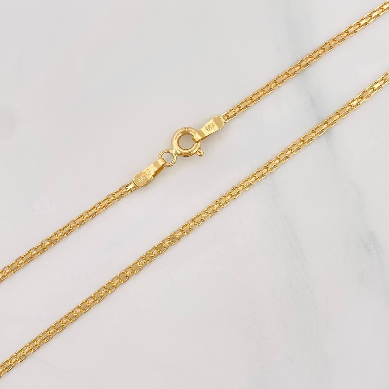 Cadena China 2.8g / 40cm / 1.65mm Oro Amarillo 18K