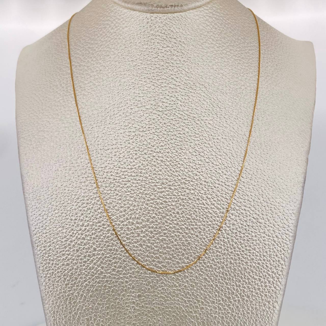 Cadena Veneciana 0.9g / 40cm / 0.58mm Oro Amarillo 18K