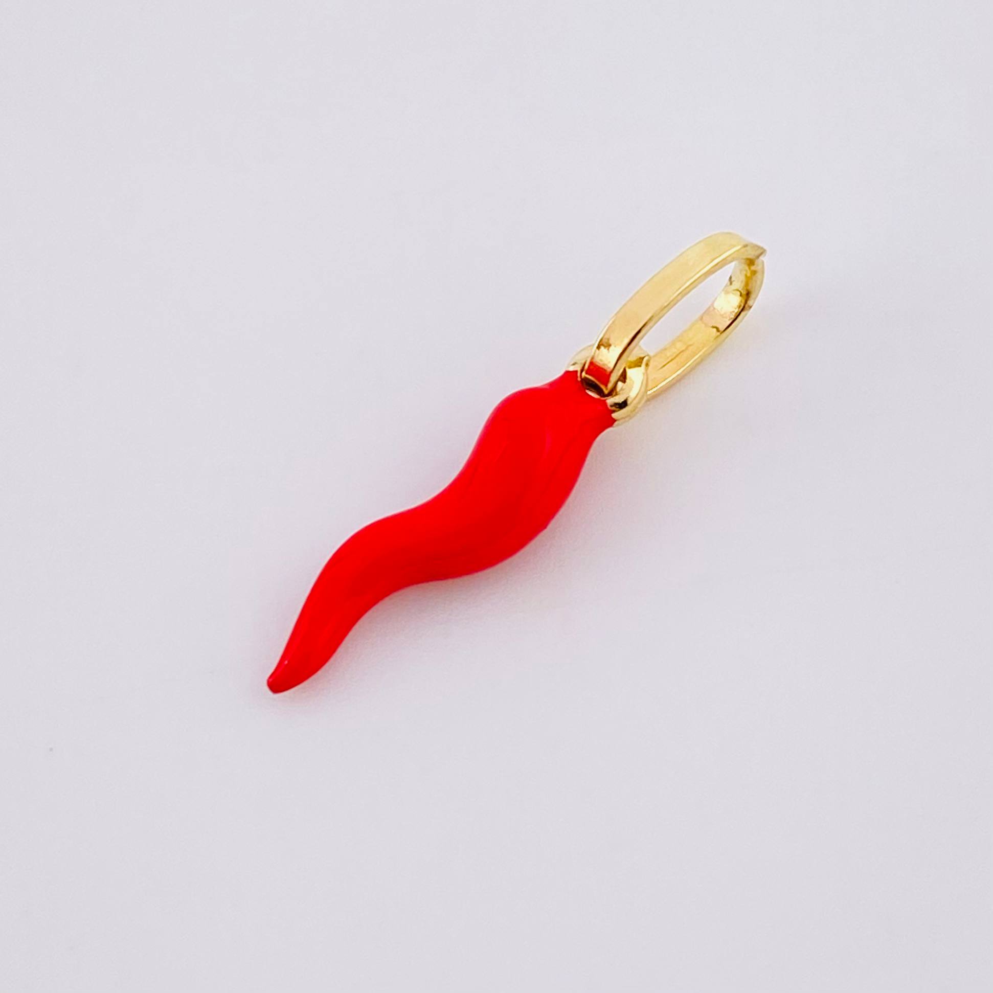 Dije Chile Jalapeño 0.45g / 2.1cm Oro Amarillo 18K
