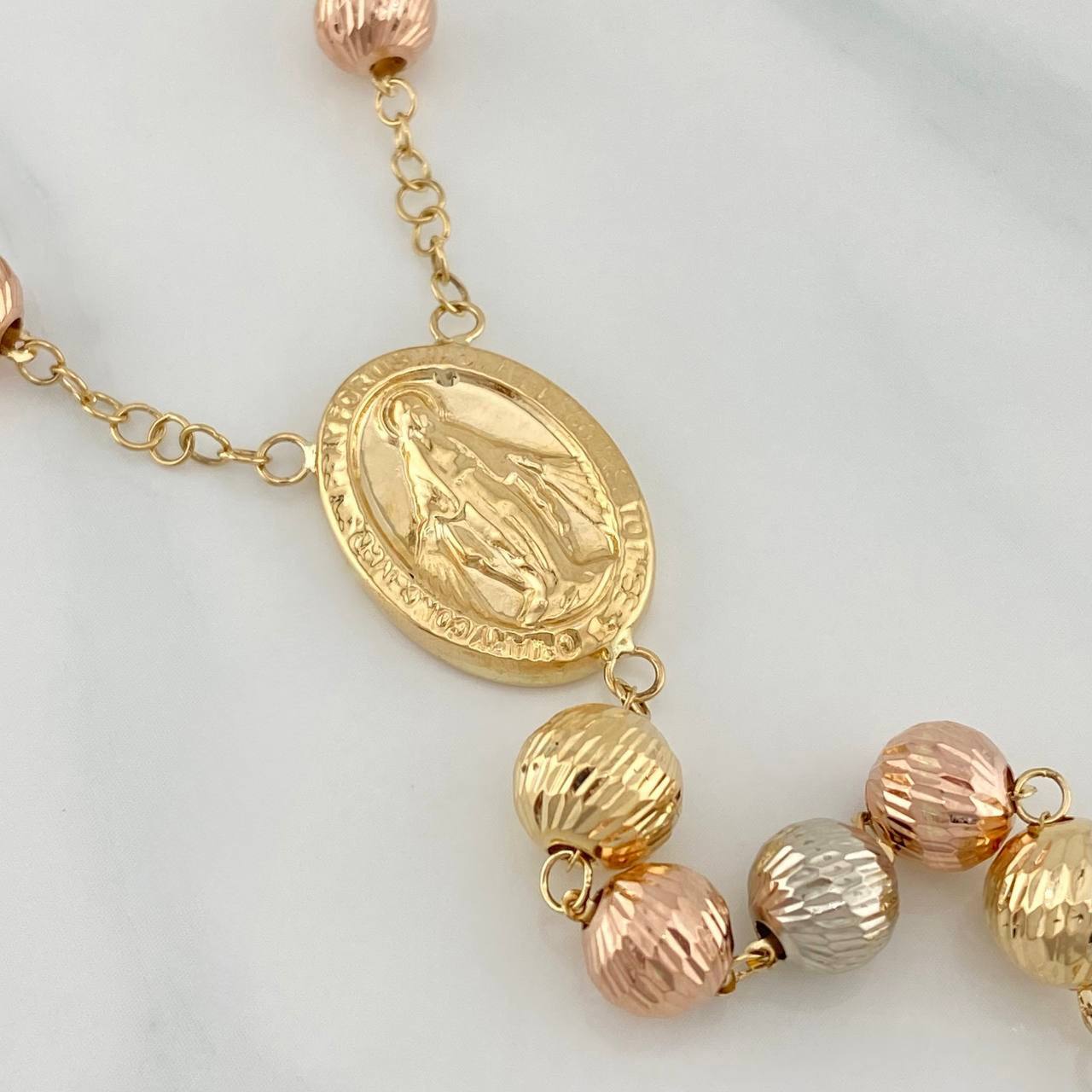Rosario Virgen Milagrosa 16.65 g / 44.5 cm / 7mm-8 mm Tres Oros 18K