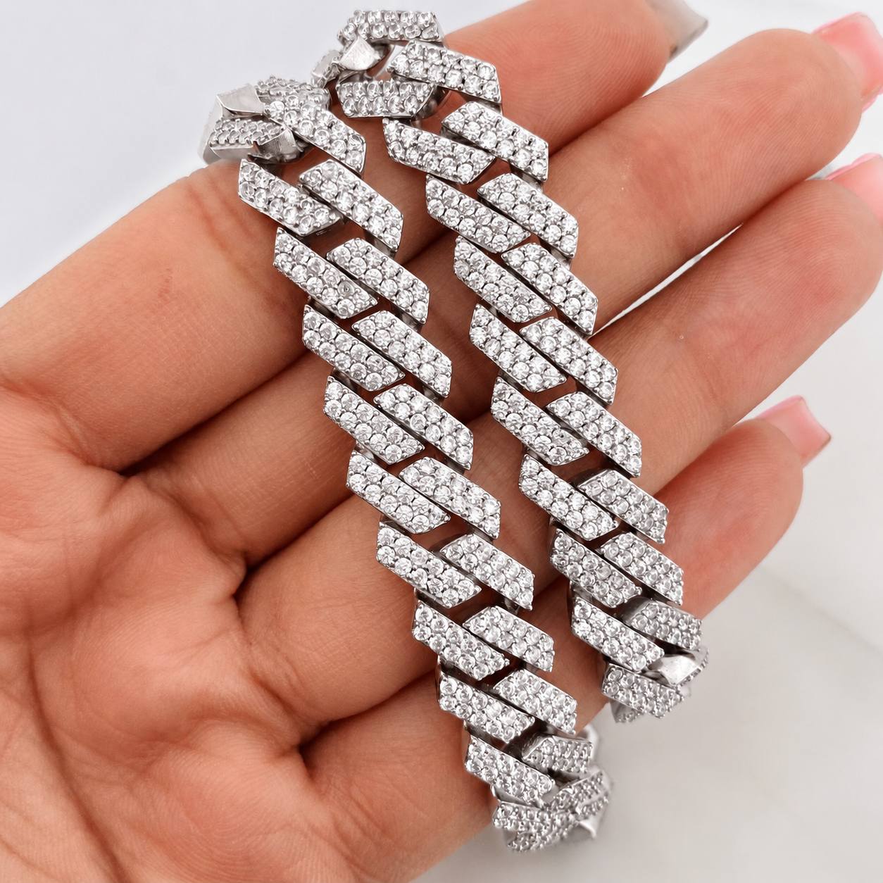 Cadena Cubana 135g / 50cm / 12.3mm Plata Rodinada 925