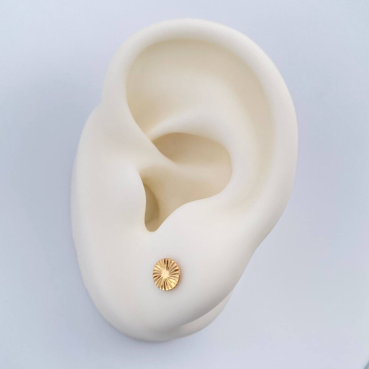 Topos Circulo 0.65gr / 5.27mm Oro Amarillo 18K %