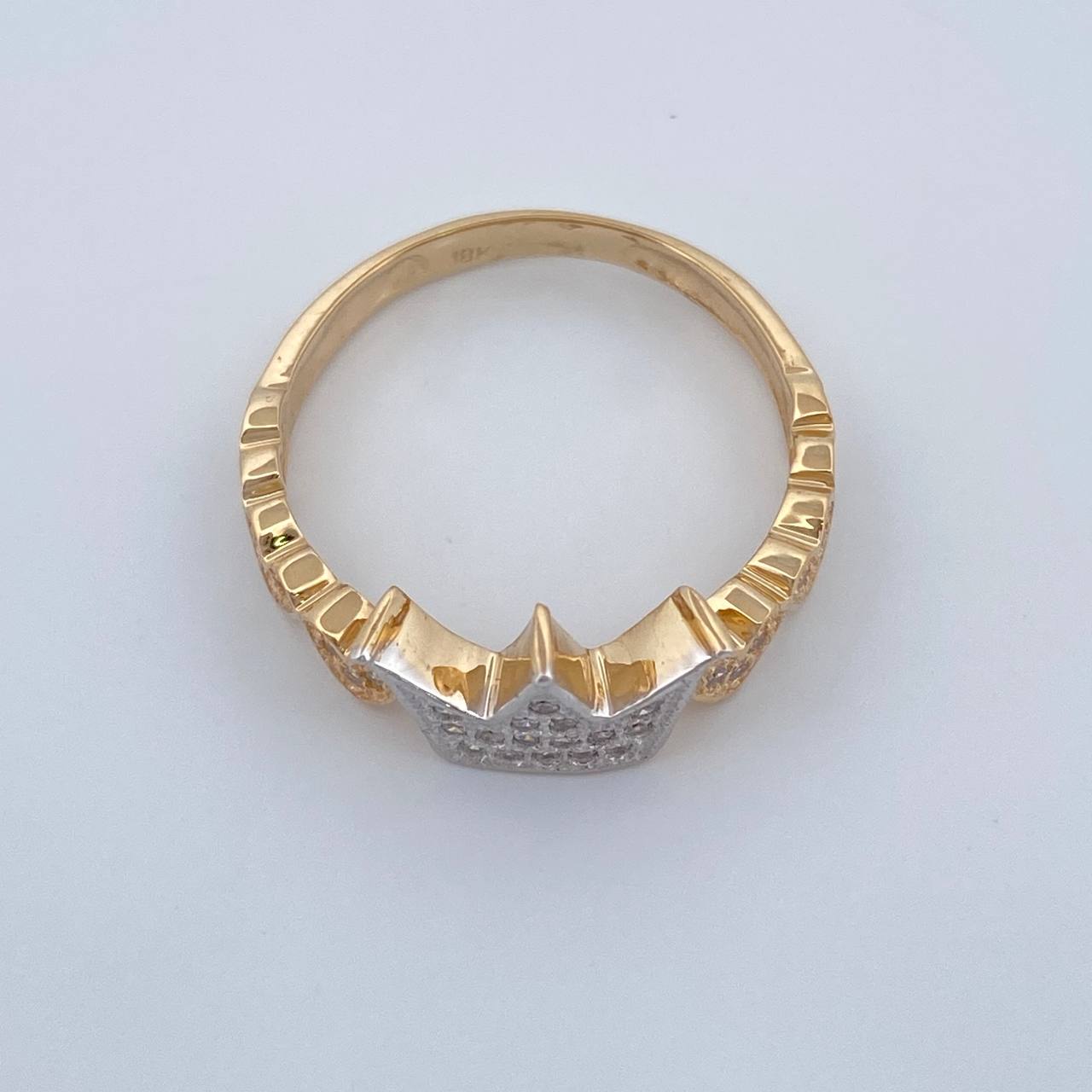 Anillo Corona corazon 2.7gr / T6 1/2 / Dos Oros Amarillo Blanco 18K %