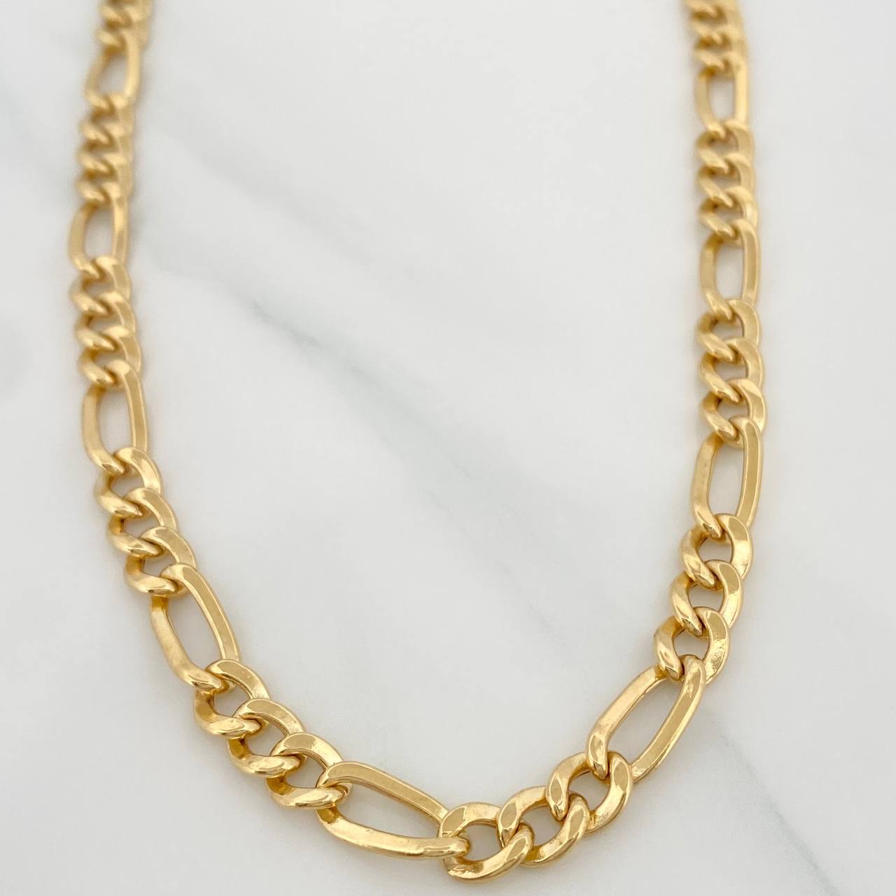 Cadena Figaro 19.45gr / 61cm / 5.04mm Oro Amarillo +1 18K $