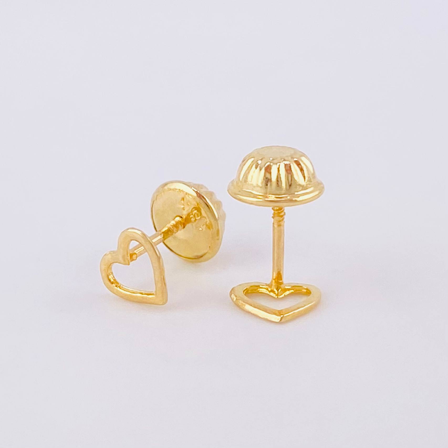Topos Silueta Corazón 0.45g / 4.7mm Oro Amarillo 18K