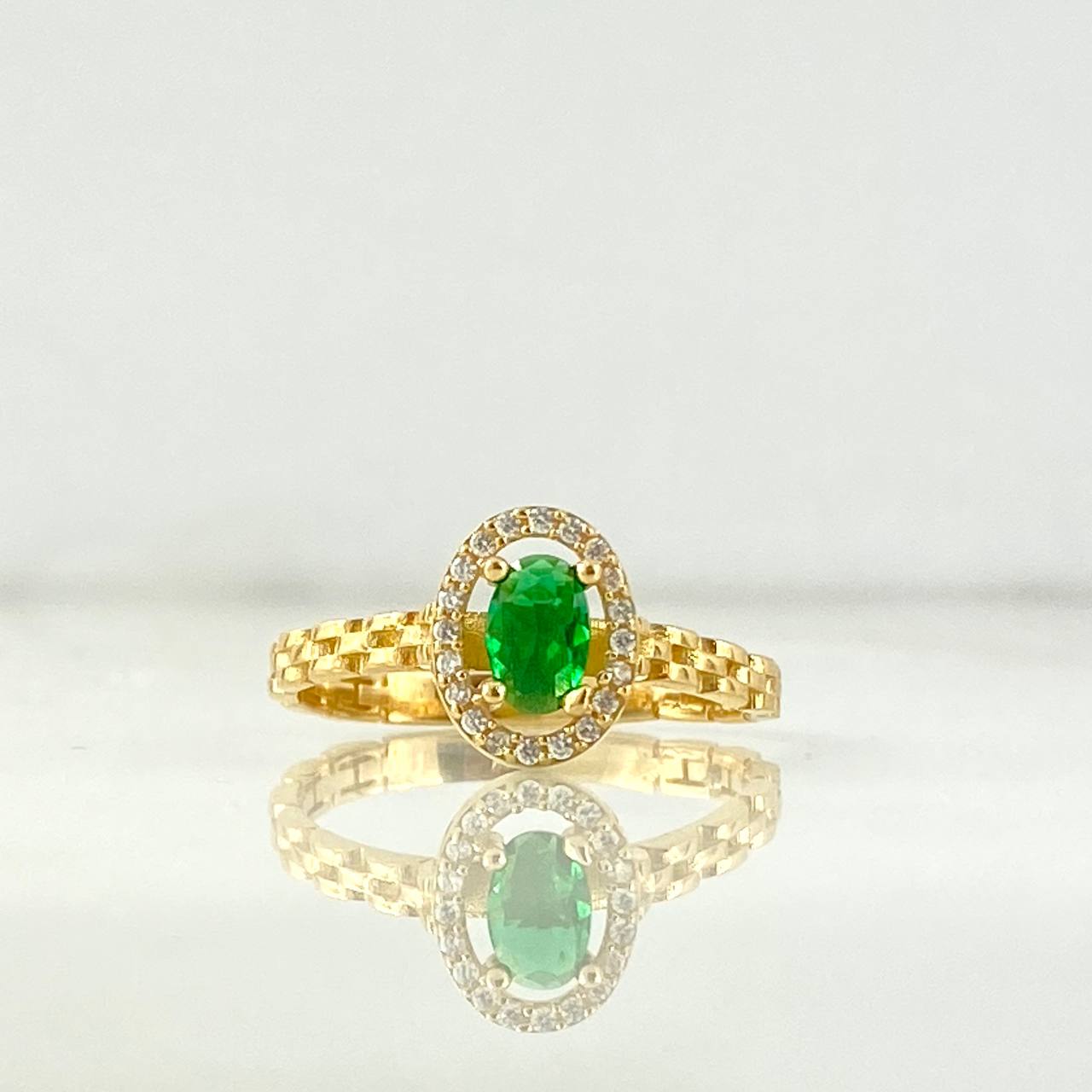 Anillo Solitario Halo Ovalado 2.65gr / T8 1/2 / Circones Blancos Verde Oro Amarillo