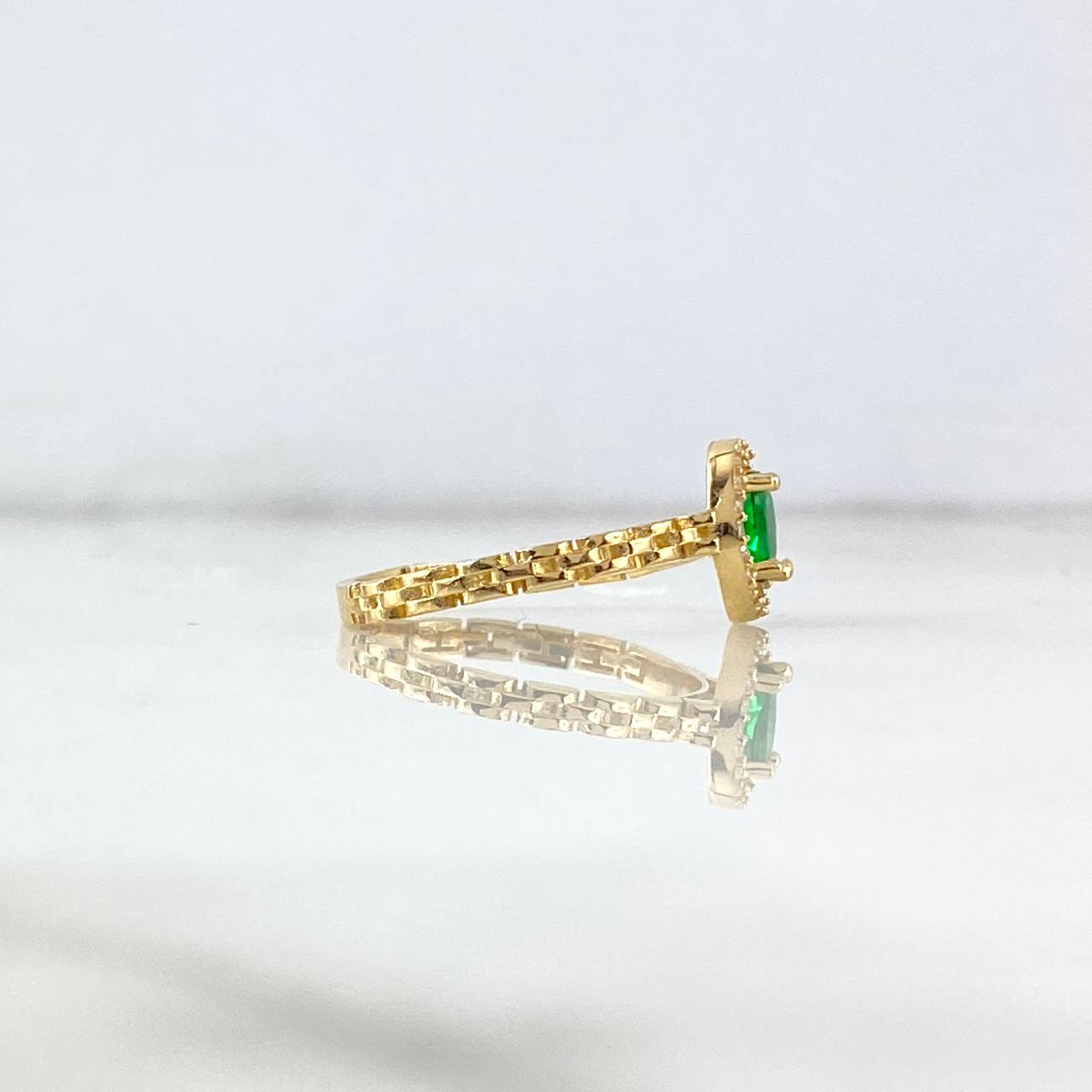 Anillo Solitario Halo Ovalado 2.65gr / T8 1/2 / Circones Blancos Verde Oro Amarillo