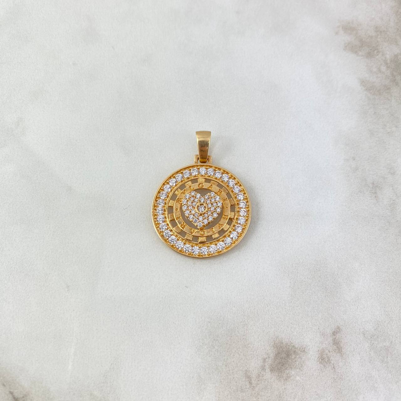 Dije Corazon Rustico 7.15gr / 3.3cm / Circones Blancos Oro Amarillo