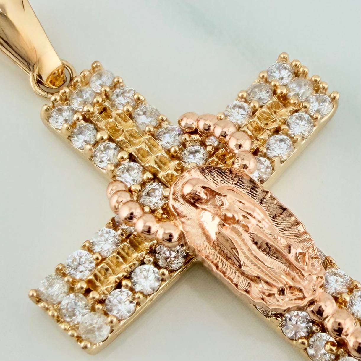 Dije Cruz Rosario Virgen Guadalupe 5.8gr / 4.5cm / Dos Oros Amarillo Rosa 18K %