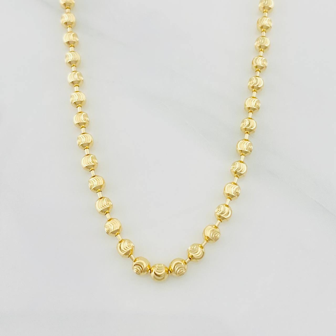 Cadena Militar Media Luna 11.9g / 60.6cm 2mm Oro Amarillo 18K