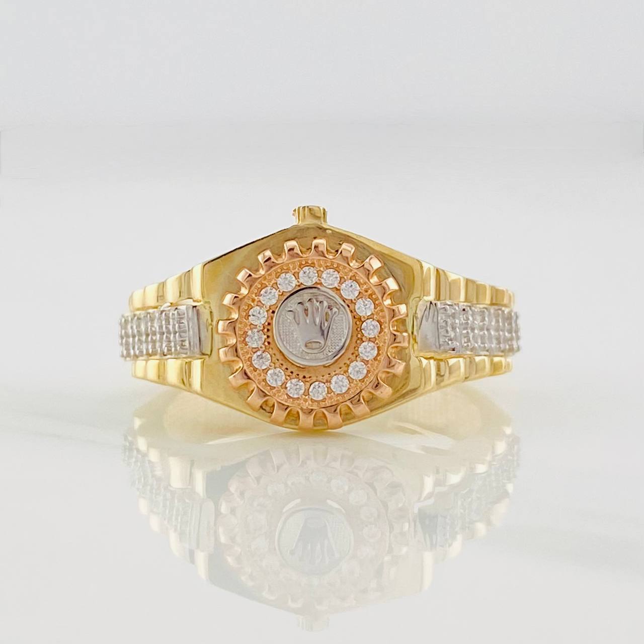 Anillo Corona 4.4g / T8 3/4 Tres Oros 18K