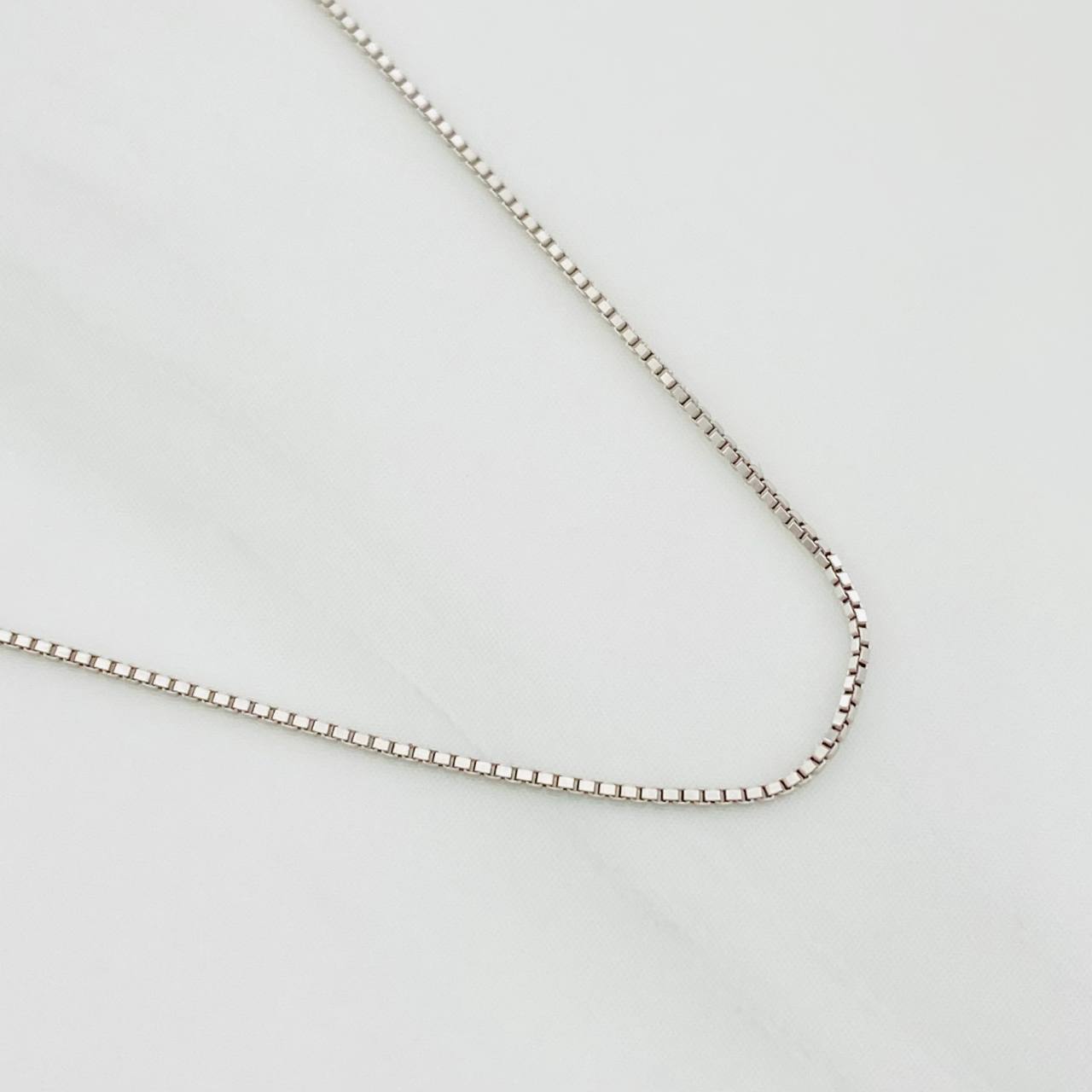 Cadena Veneciana 1.35g / 50cm / 0.62mm Oro Blanco 18K