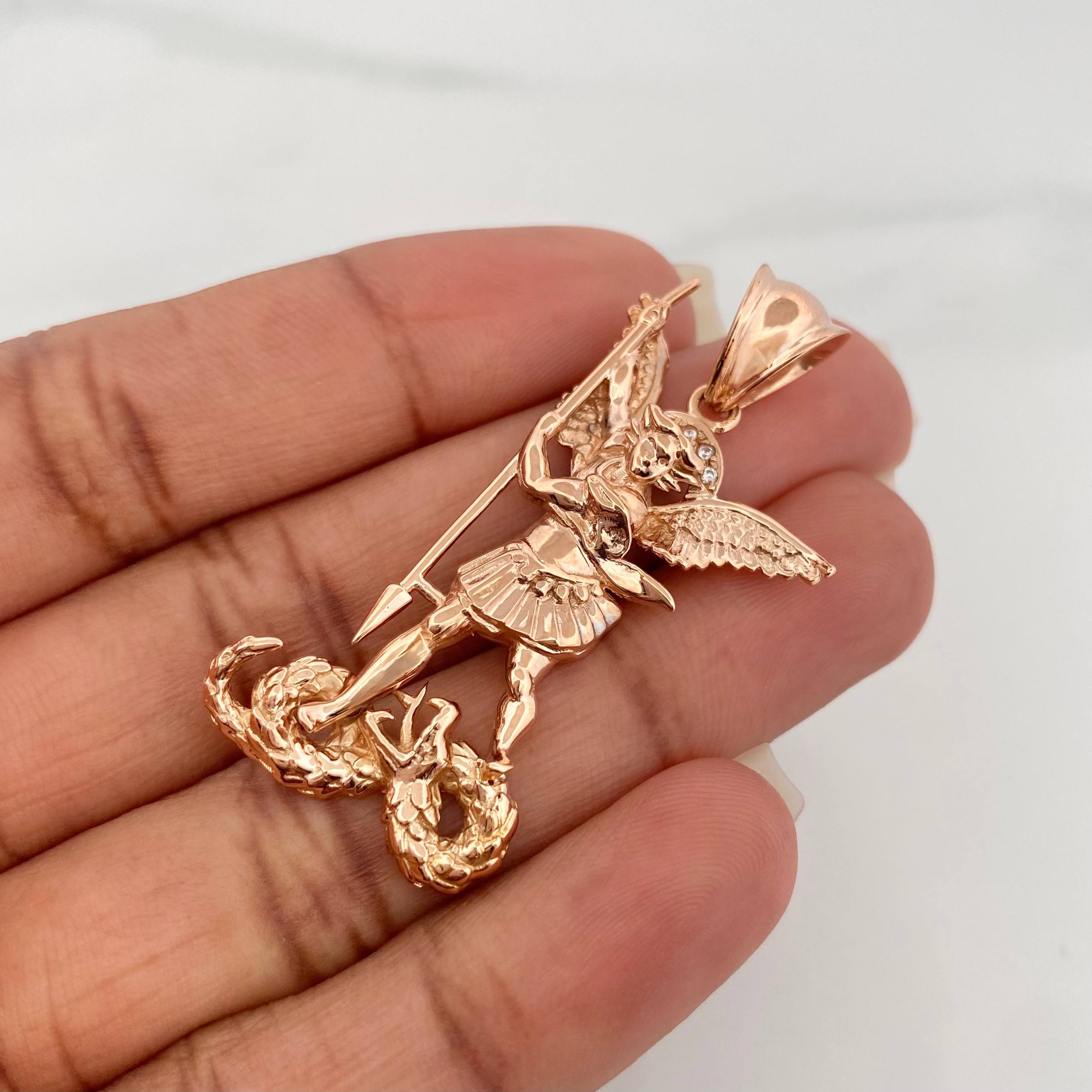 Dije San Miguel Arcangel 9.9 g / 4.5 cm Oro Rosa 18K
