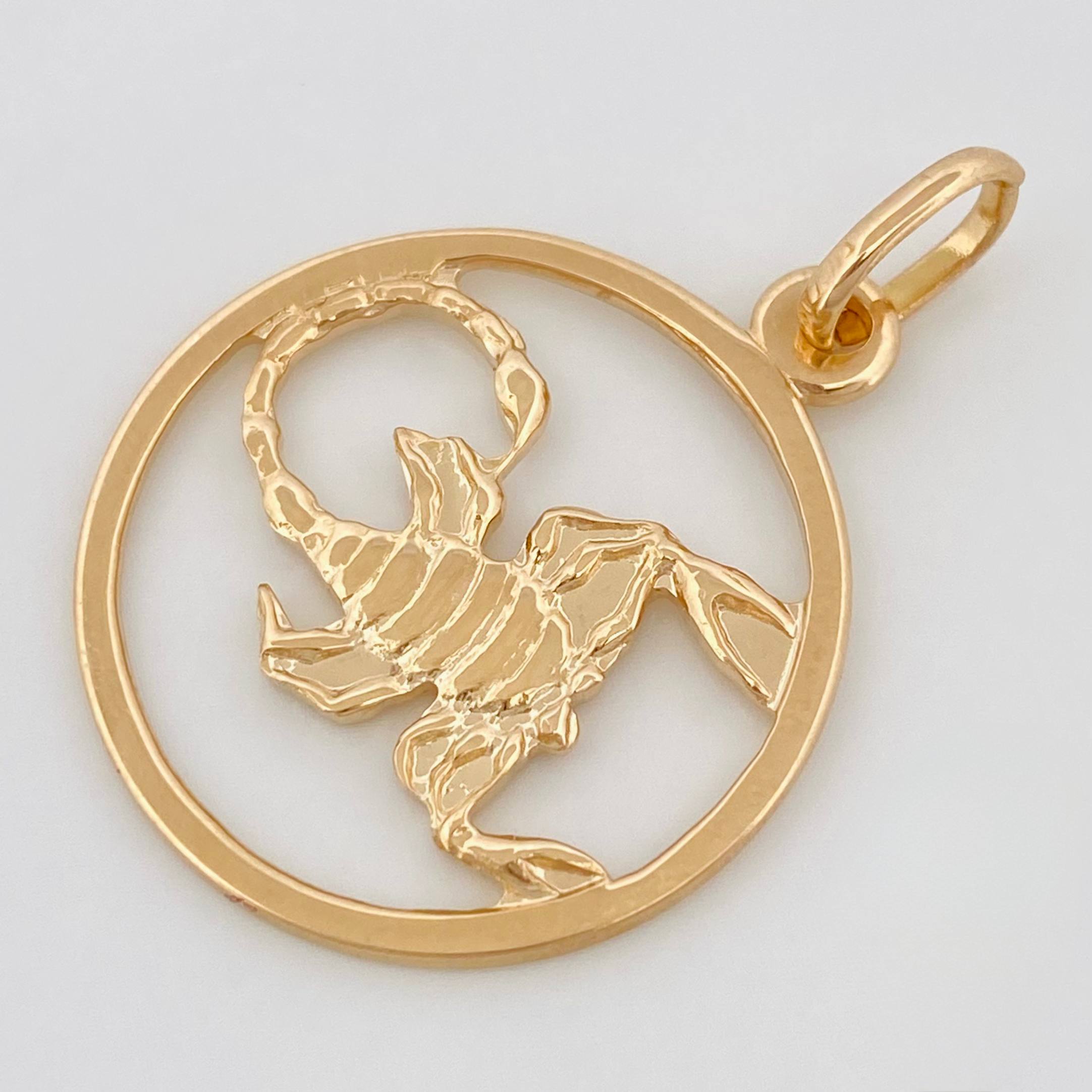 Dije Escorpion 3.15 g / 3 cm Oro Amarillo 18K